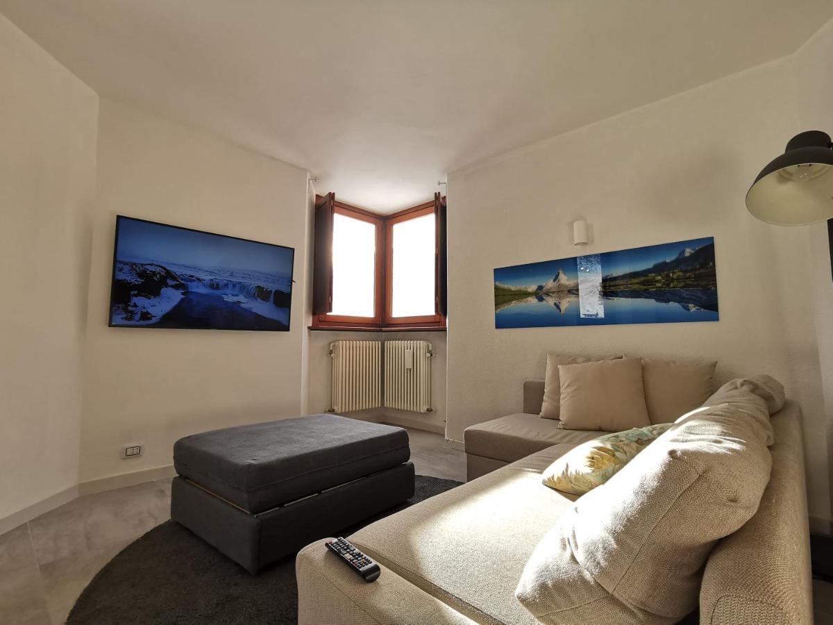 Aura Snowy Peaks Apartment At The Foot Of The Matterhorn - Cerviniaholidays-Com Breuil-Cervinia Exterior photo